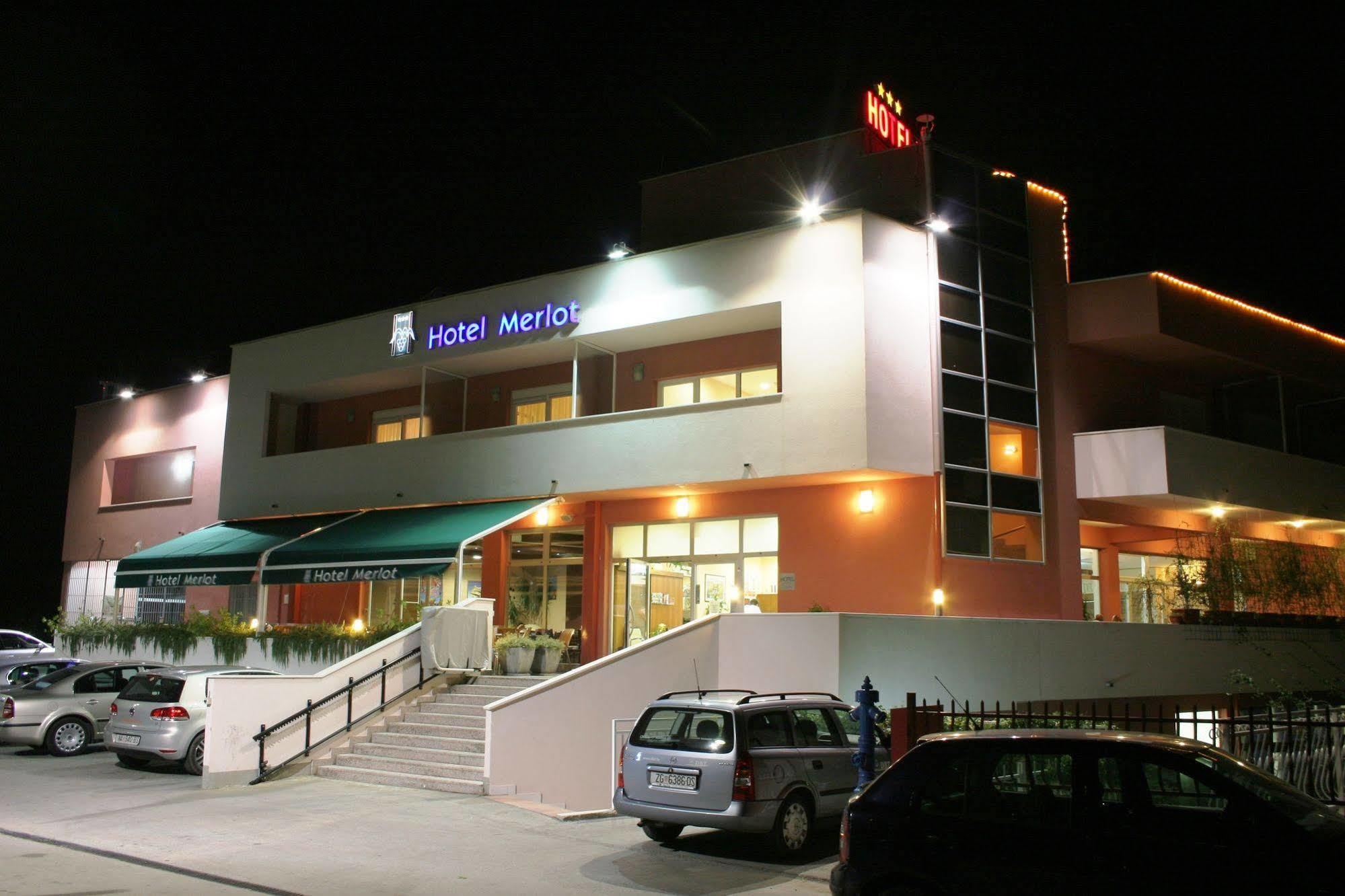 Hotel Merlot Opuzen  Exterior photo