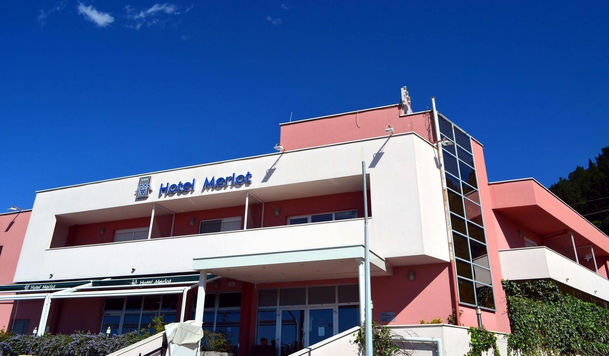 Hotel Merlot Opuzen  Exterior photo